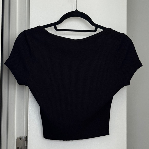 H&M Cropped Ribbed Tee - Picture 3 of 9